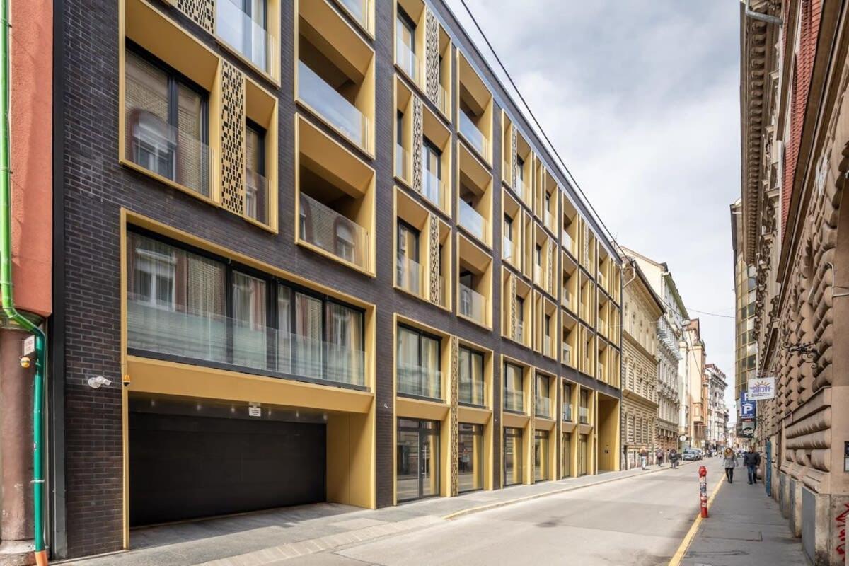 Modern Apt In Authentic Central Area بودابست المظهر الخارجي الصورة