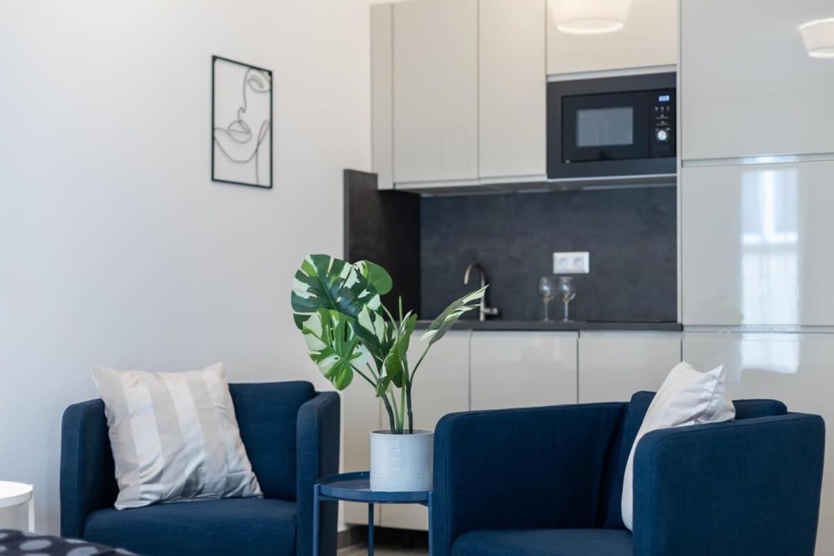 Modern Apt In Authentic Central Area بودابست المظهر الخارجي الصورة